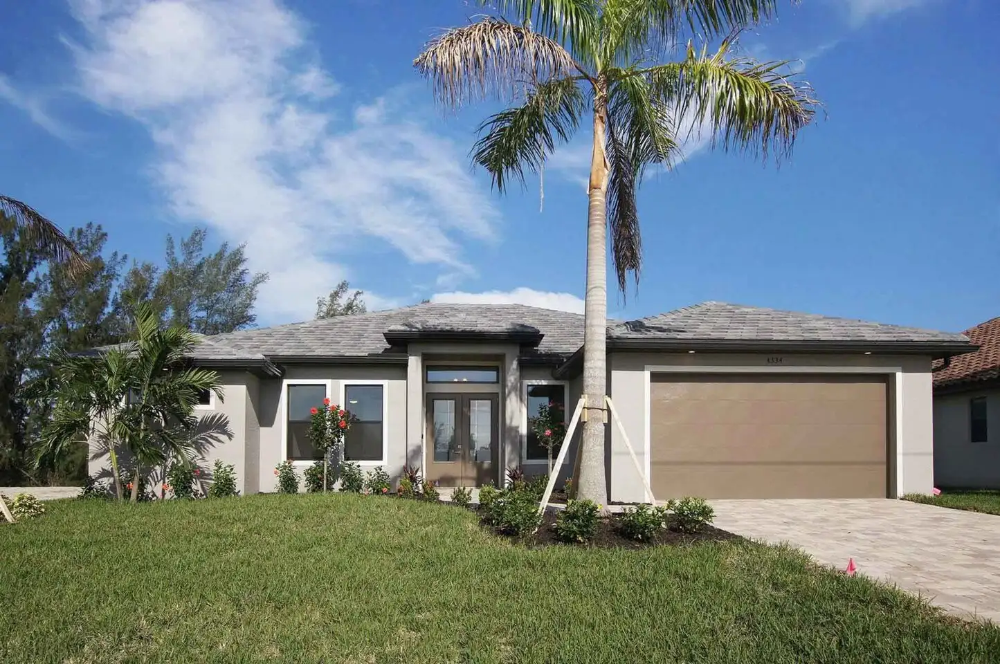 Großes Haus in Cape Coral Vorderseite