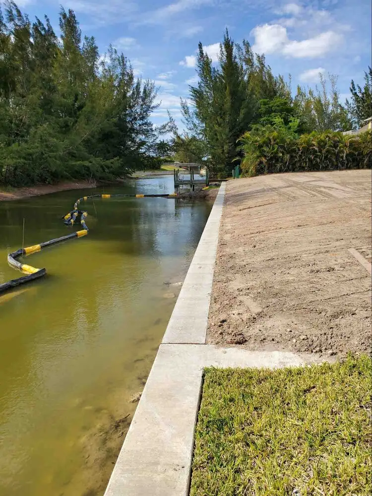 Captiva Plus Bau Seawall